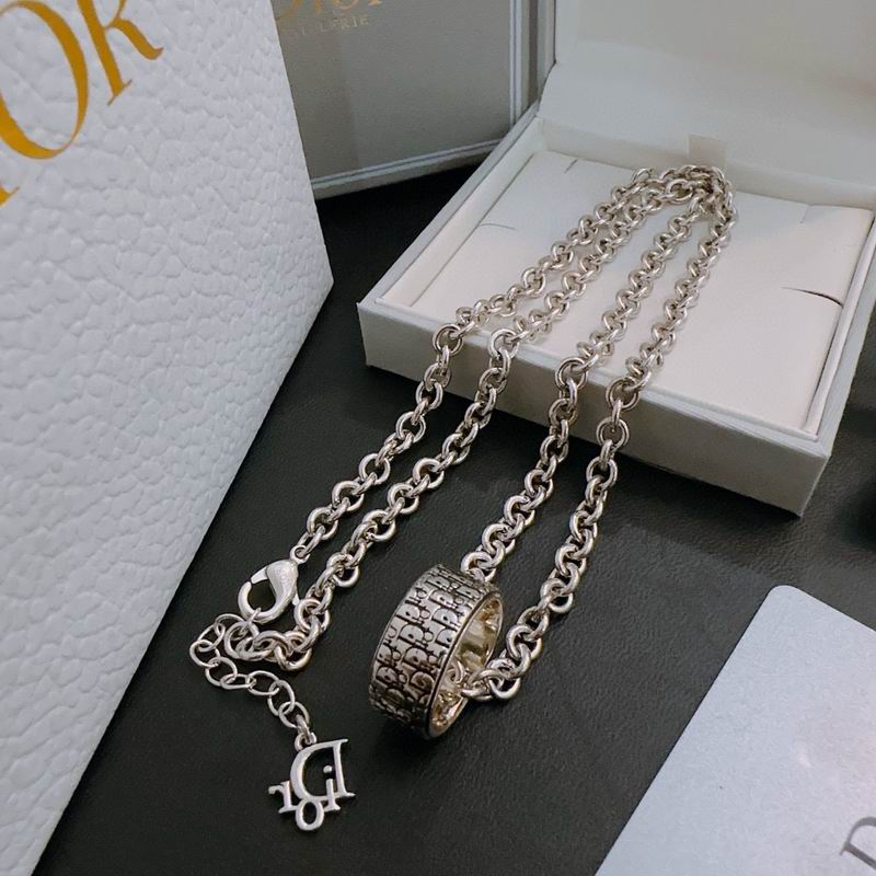 Dior Necklace 05lyr464